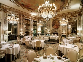 Le Meurice Restaurant in Paris Le Meurice Restaurant in Paris