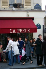La Perle Bar in Paris La Perle Bar in Paris