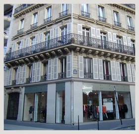 paris chloe store